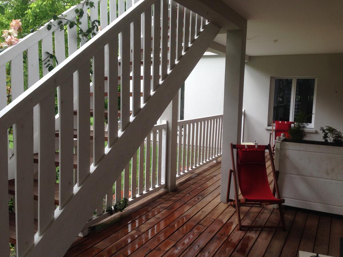 Domaine De Giron Bed & Breakfast Moulis-en-Medoc Exterior photo